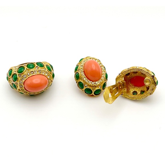 1970's Cocktail Ring with Faux Coral and Emerald Cabochon Stones + Earrings - Picture 2 of 6